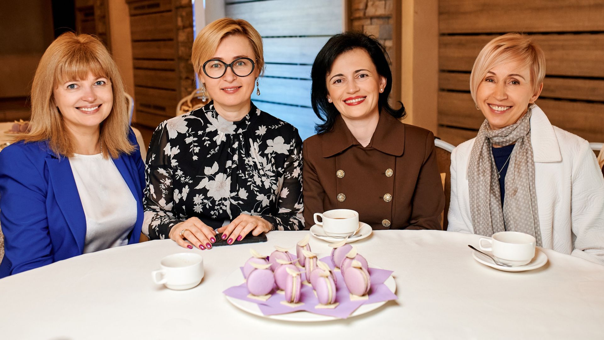 Професійна організація бізнес-конференцій і гала-вечерь від Прищепкін Event-Team, експертна координація та технічний супровід