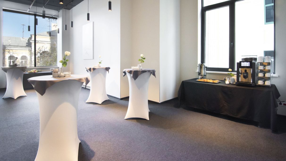 Конференц-зал Малевич у готелі Холідей Інн Київ Організація заходів від Прищепкін Event-Team івент-агенції Київ