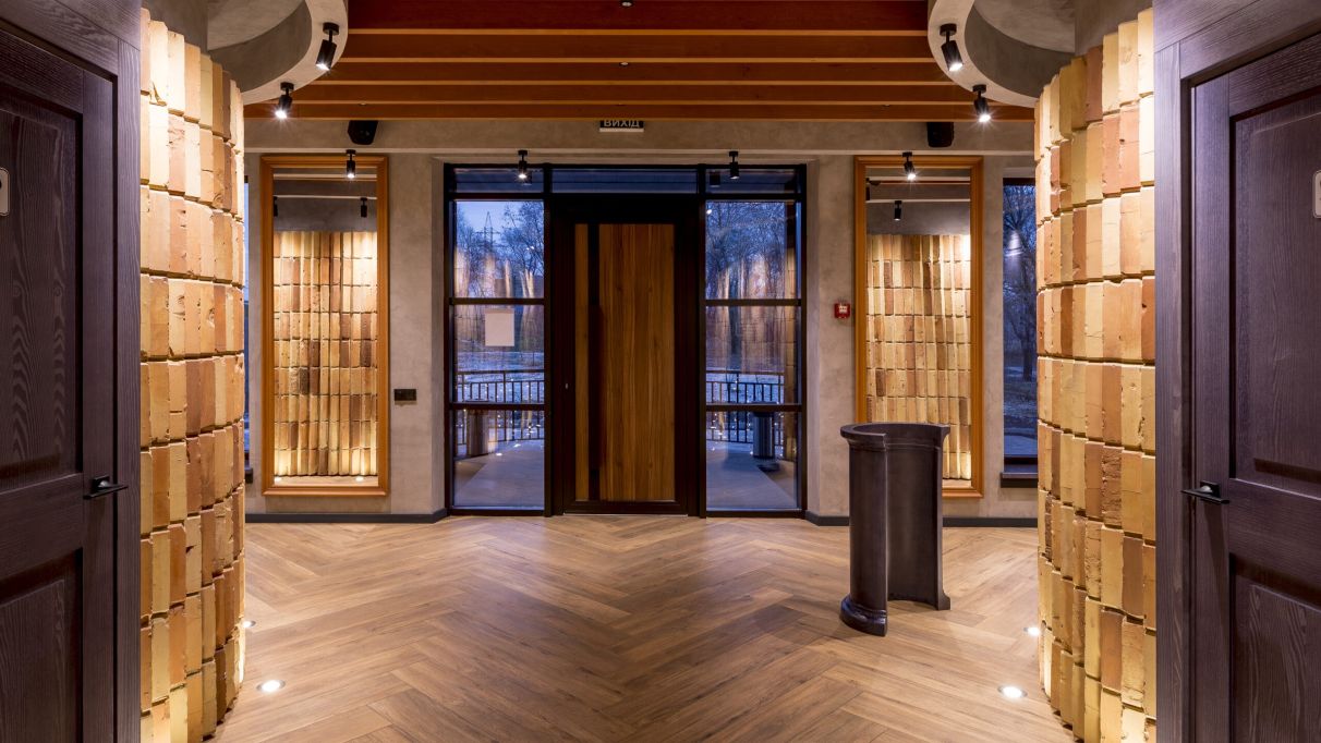 The modern interior of Park Land restaurant, the perfect location for organizing celebrations, event organization Kyiv.